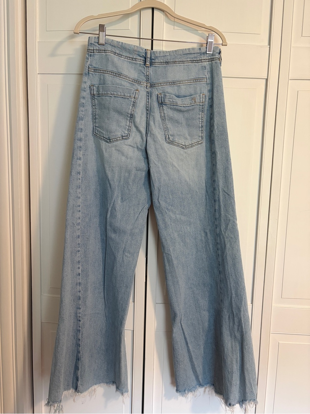 Pilcro Adi Mid-Rise Wide-Leg Light Wash Jeans - Women - Picture 10 of 11
